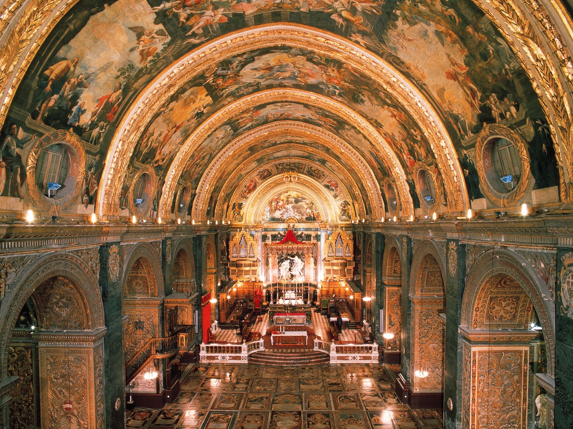 Co-cathédrale Saint-Jean de La Valette Voûte décorée de la co-cathédrale Saint-Jean de La Valette