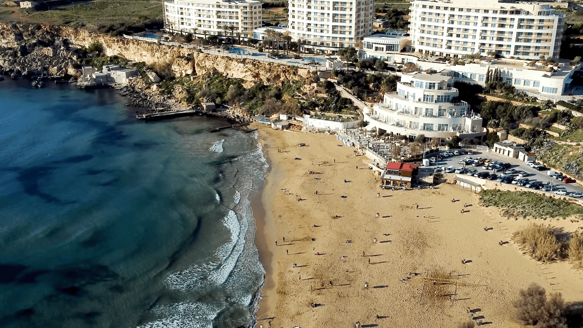 Plage de Malte : Golden Bay Plage de Malte Golden Bay vue du ciel