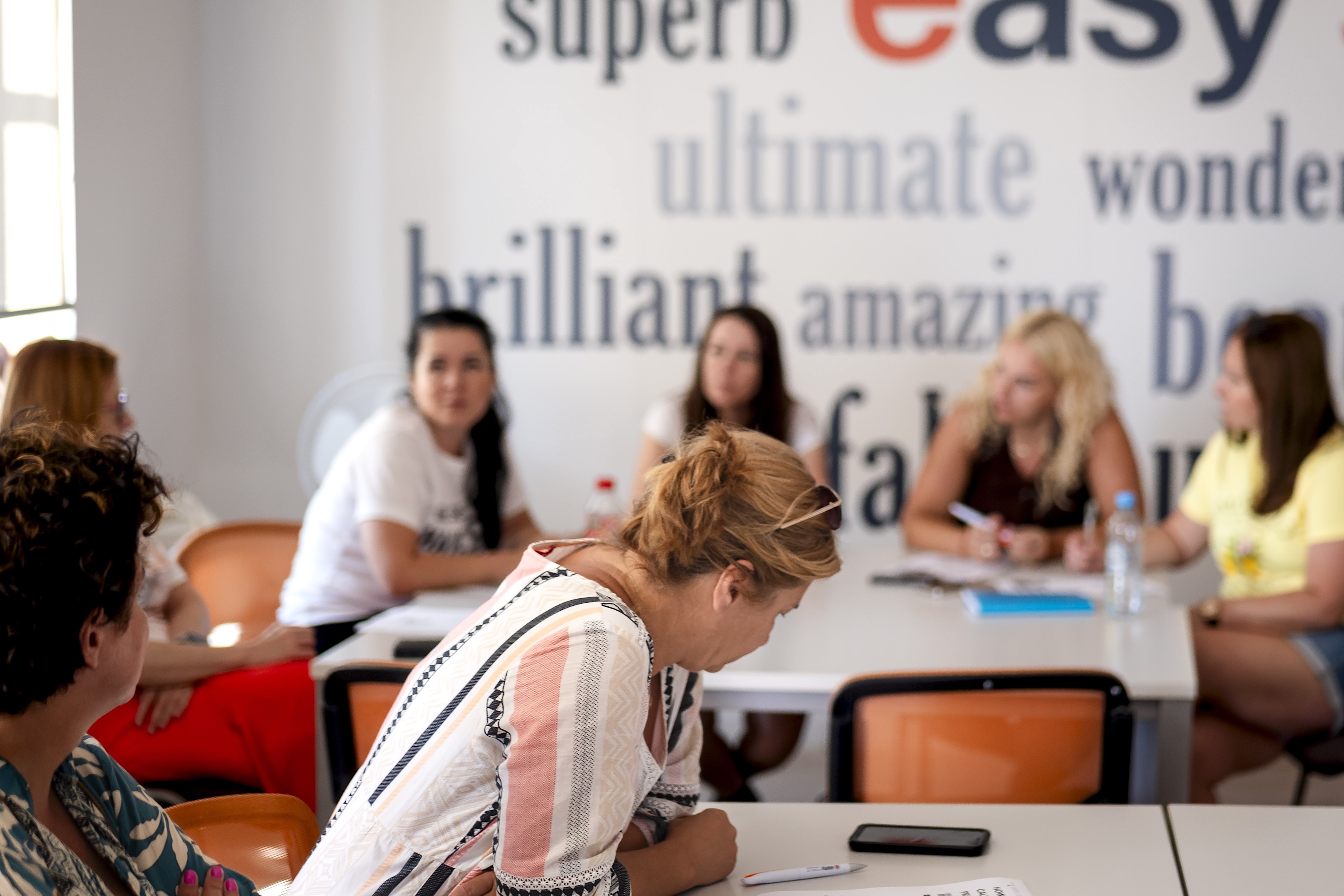 Lesson at Easy School of Languages English lesson for adults at Easy School of Languages