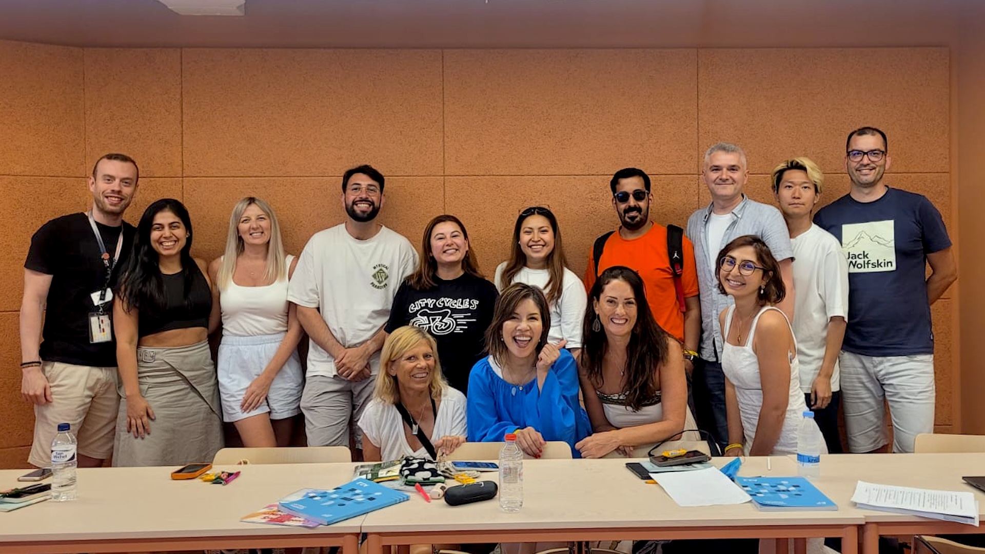 Alunos da EF Malta Grupo de alunos adultos da EF Malta
