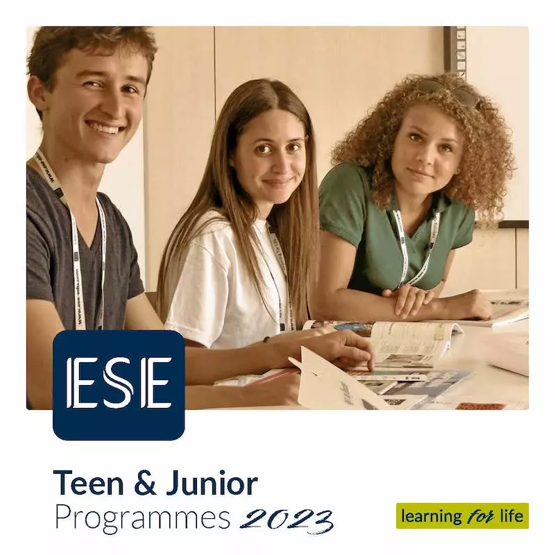Brochura escolar para jovens ESE