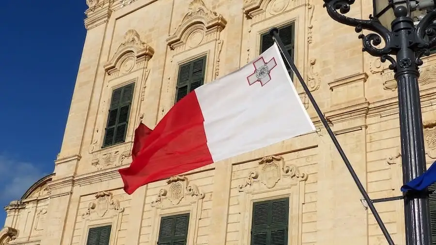 Bandiera maltese Bandiera maltese