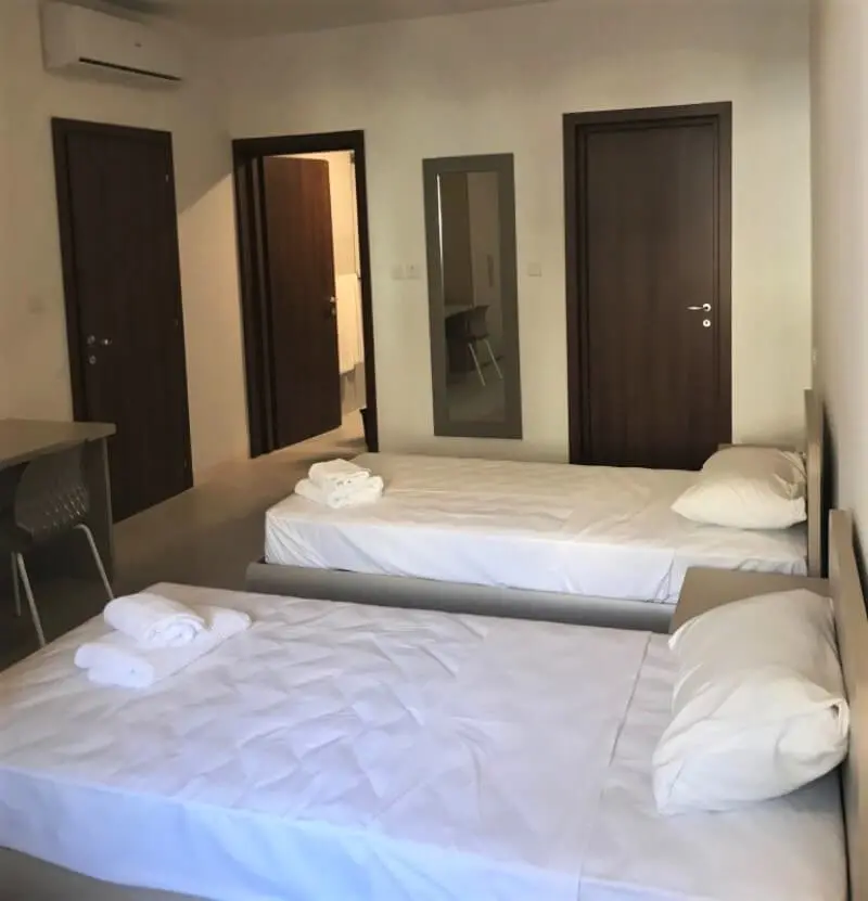 Astolat ESE Apartment Double Room with Two Beds