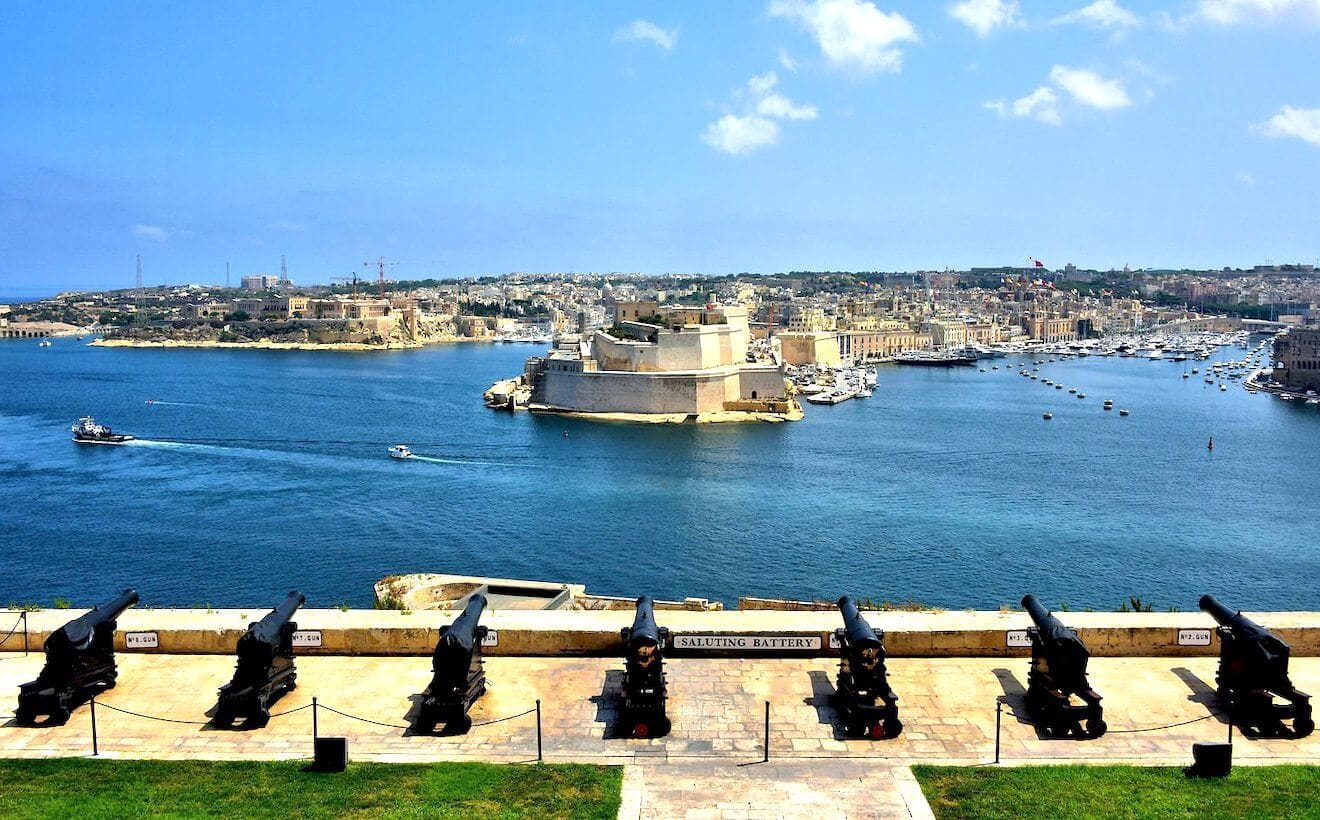 Les tirs de canon depuis la Valette (Saluting Battery)