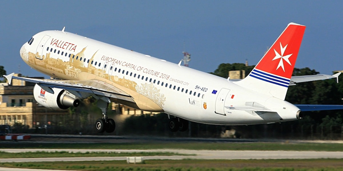 Airmalta flight from the airport in Malta
