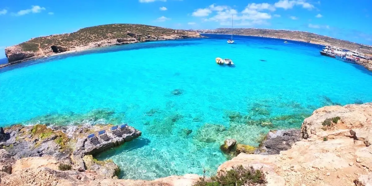 Lagoa Azul Malta nadadores
