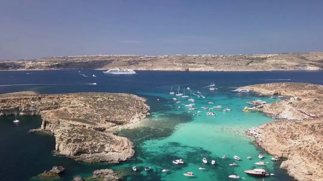 Vista aérea do Blue Lagoon de Malta