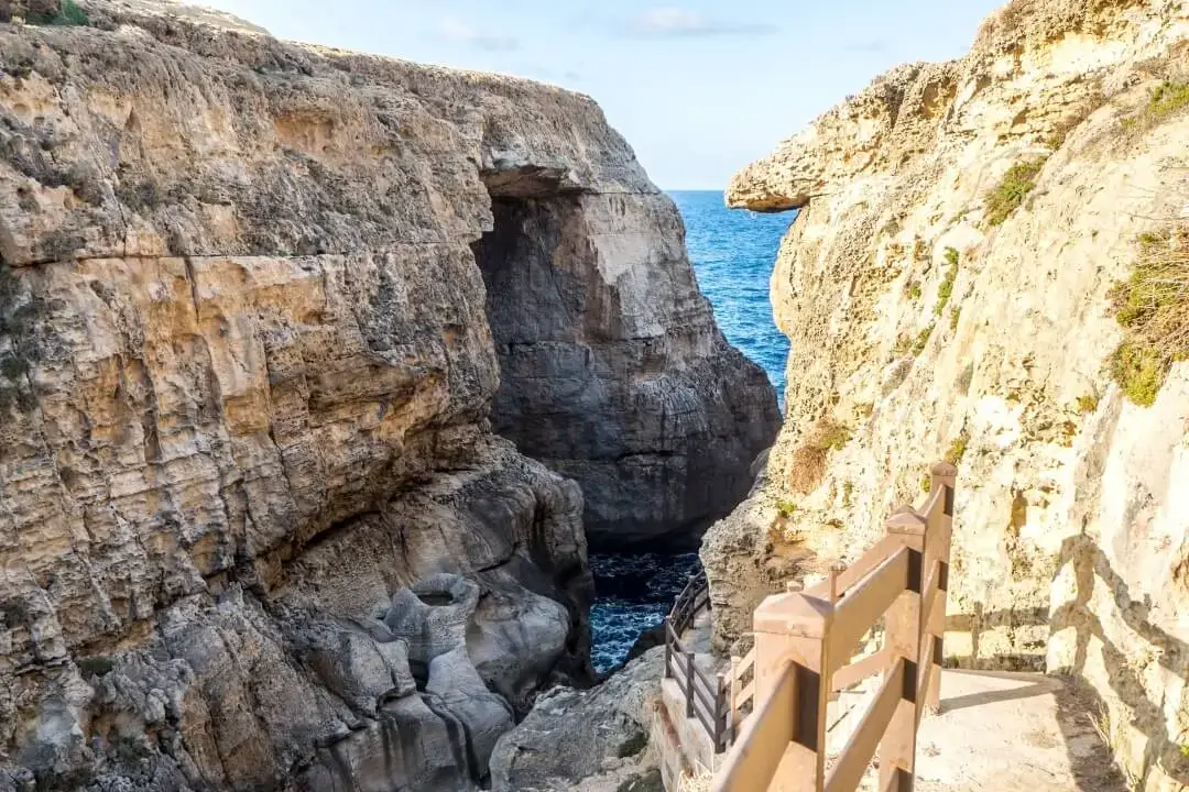 Finestra di Wied il-Mielaħ a Gozo Malta