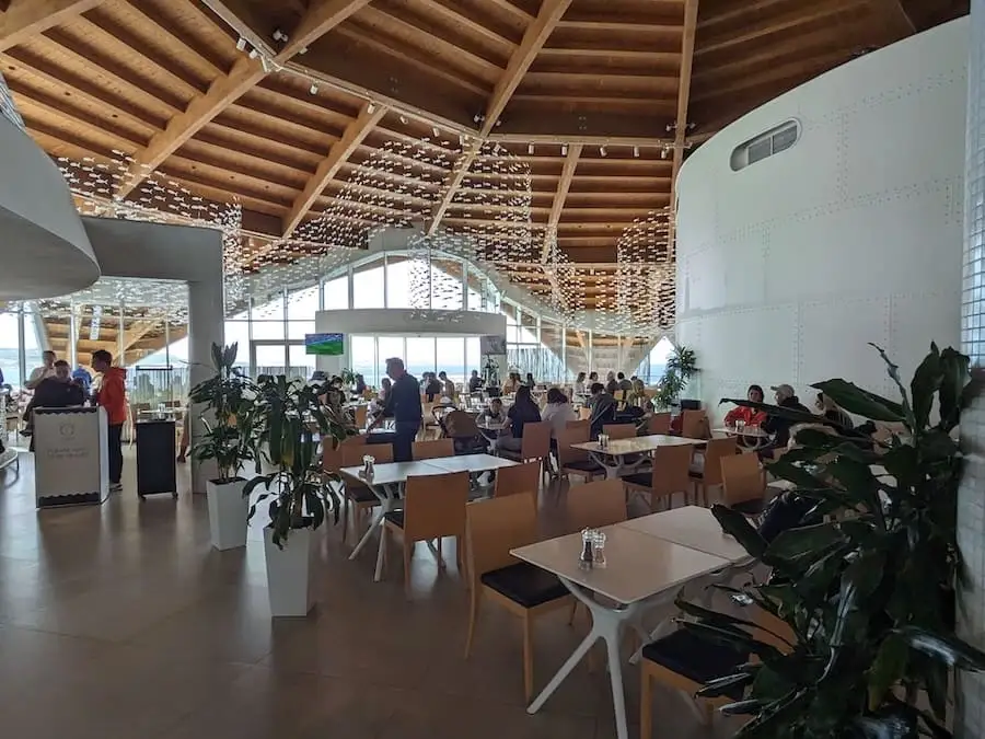 Bistró del acuario de Malta Comedor del acuario de Malta