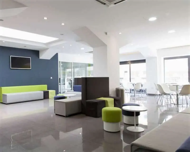 Hall principale de l'école d'anglais ESE Malte