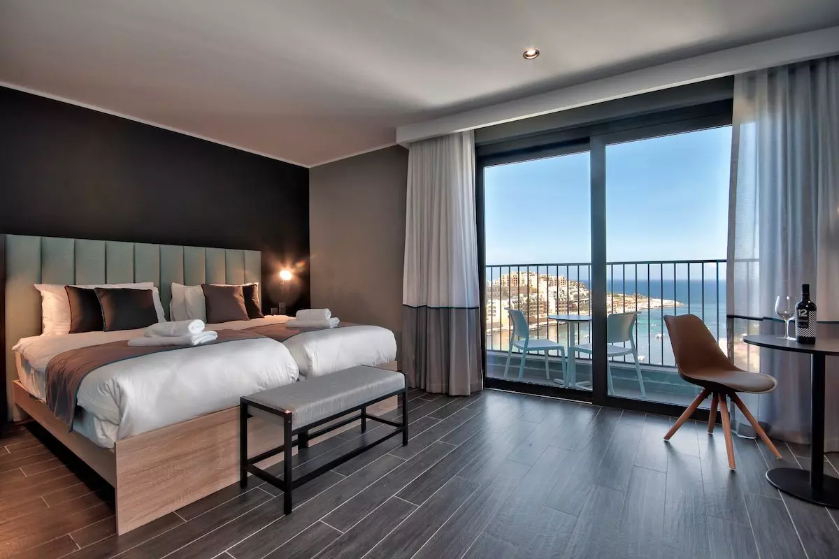 Chambre supérieure avec double lit et vue mer Be Hotel Malte