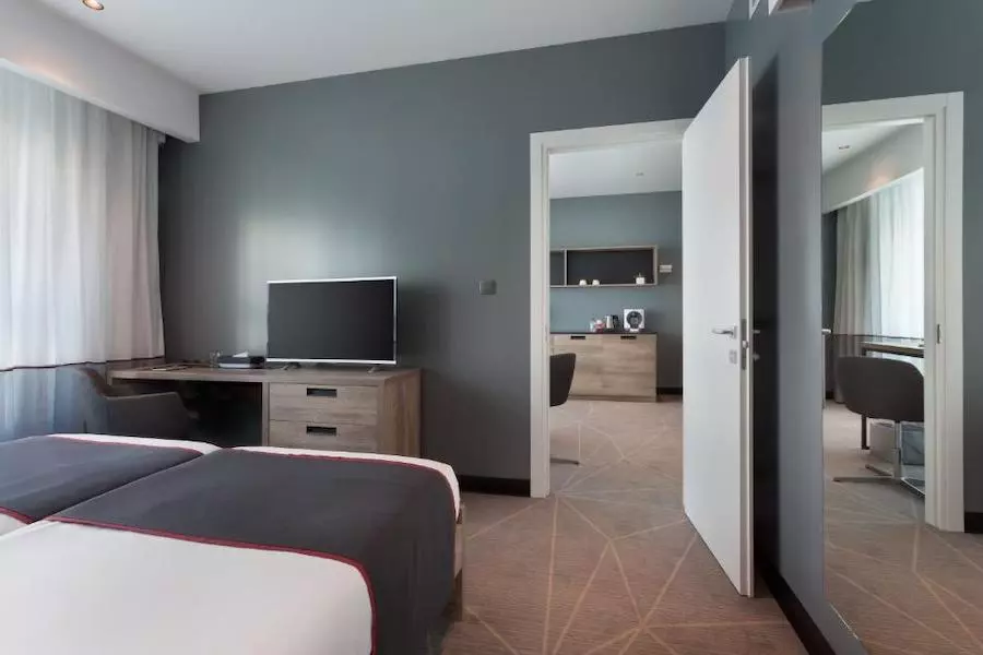 Be Hotel suite supérieure avec deux lits simples