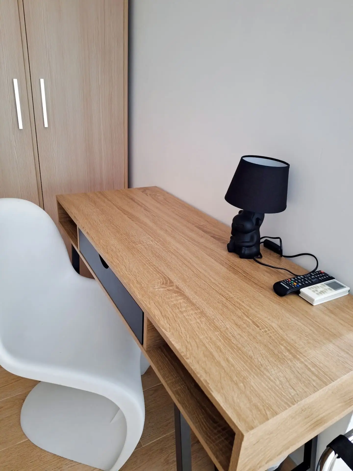 Workspace in a Day's Inn room