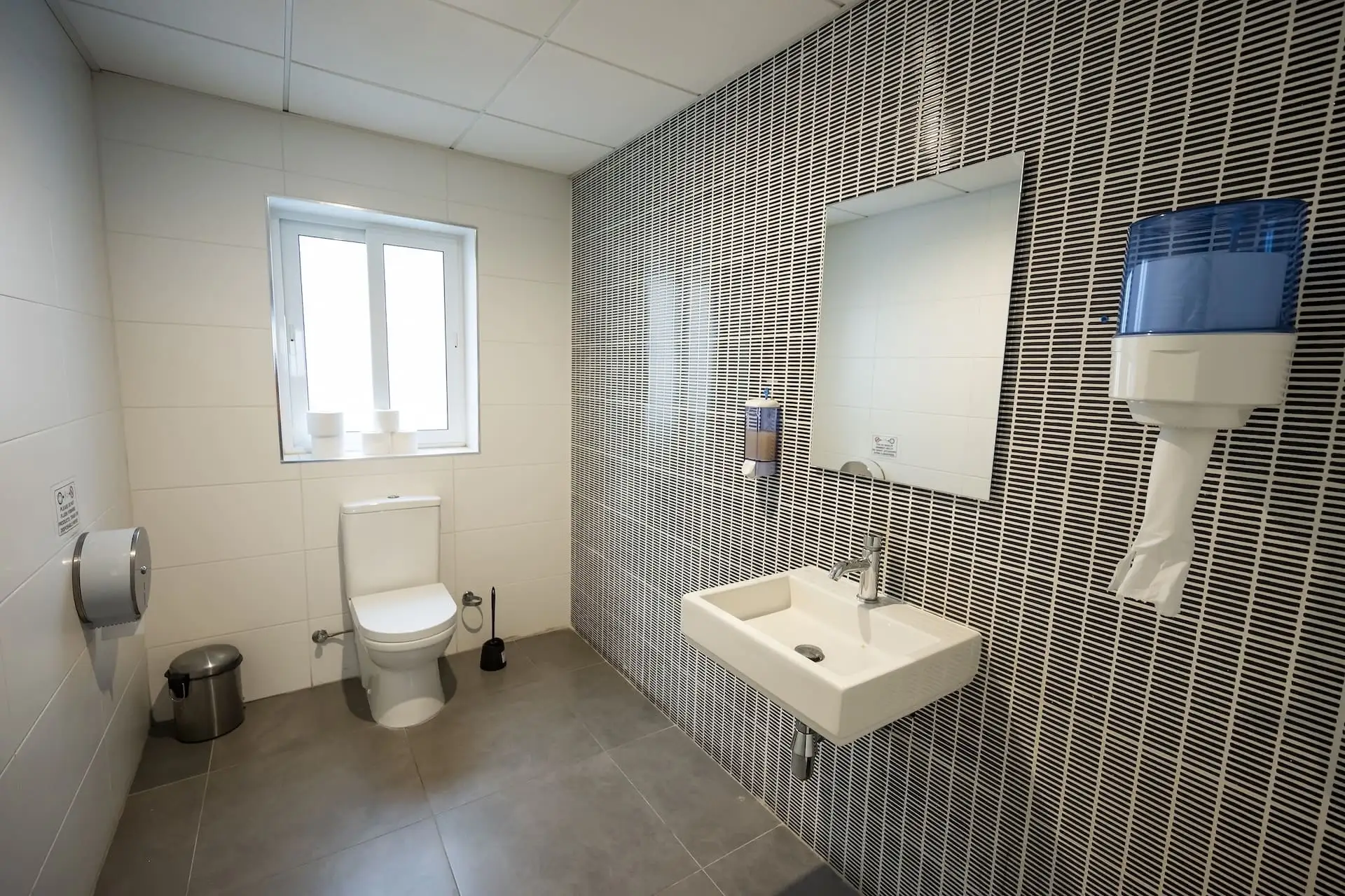 Modern bathroom of the Onsite residence