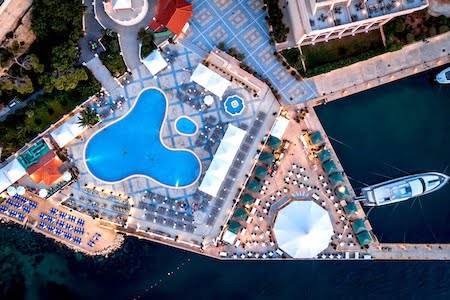 Grand Hotel Excelsior visto da un drone aereo