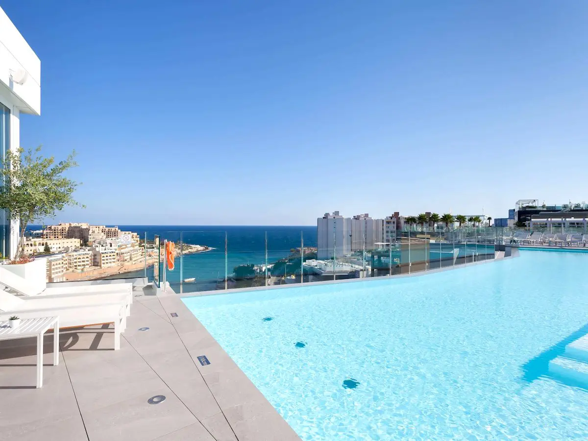 Swimming pool on the roof of the be.Hotel Saint Julian's