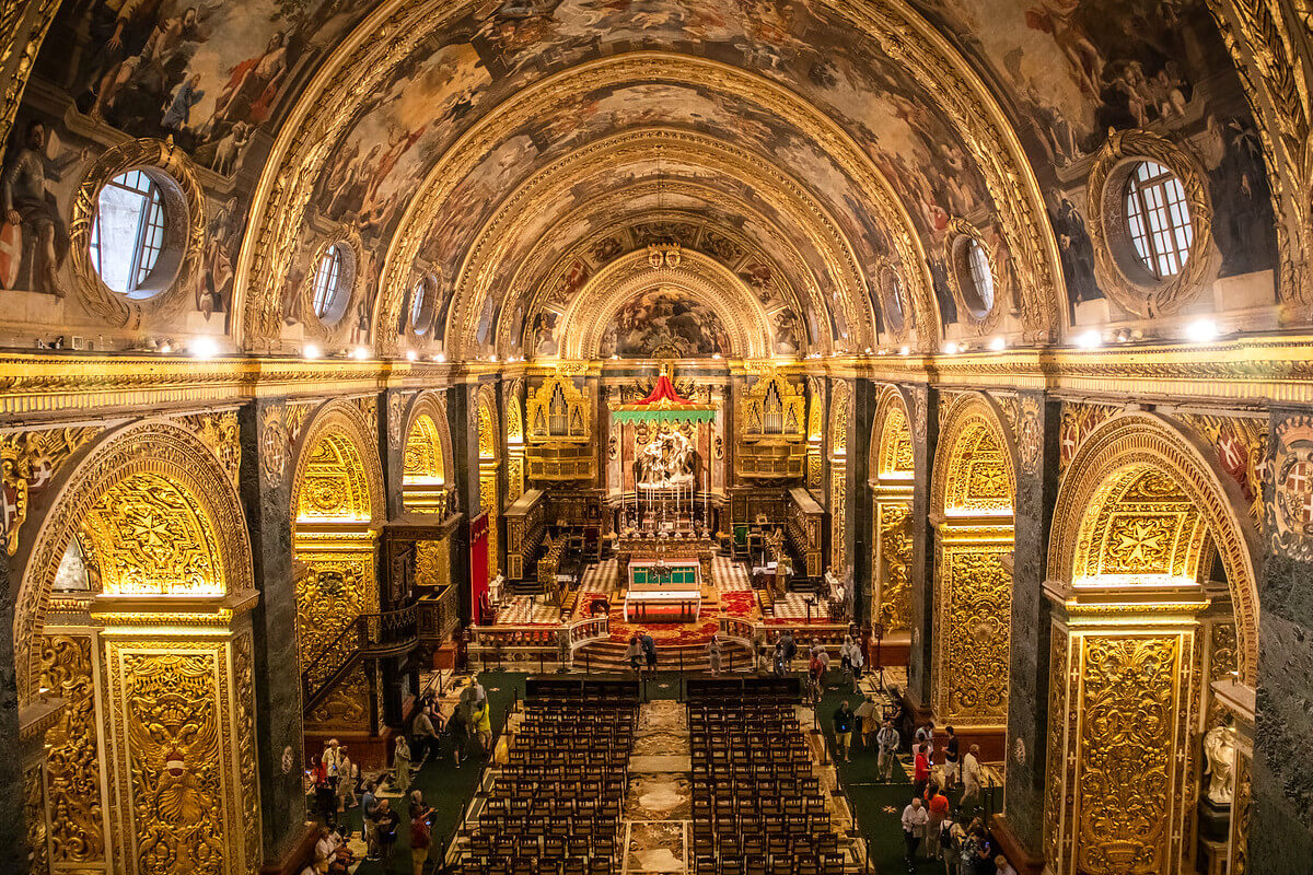 Interior da Catedral de St. John's em Valletta