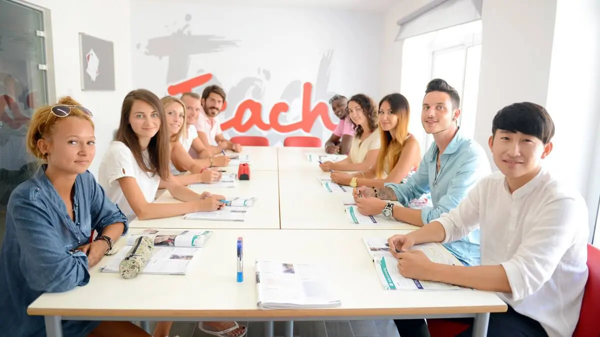 Cursos de inglês na escola IELS Malta