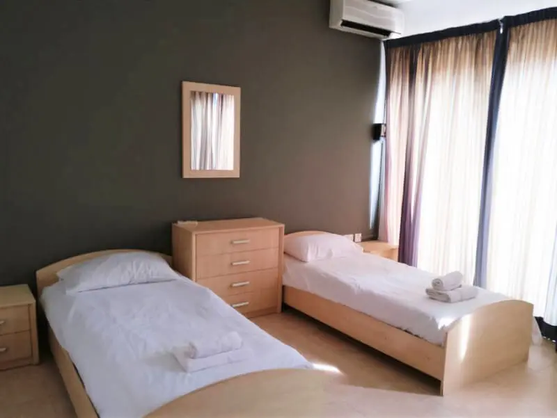 Habitación compartida en apartamento económico Valley View