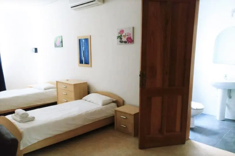 Общая комната с двумя кроватями в апартаментах Valley View